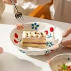 Piatto Dipinto a Mano Con Fiori e Ciliegie