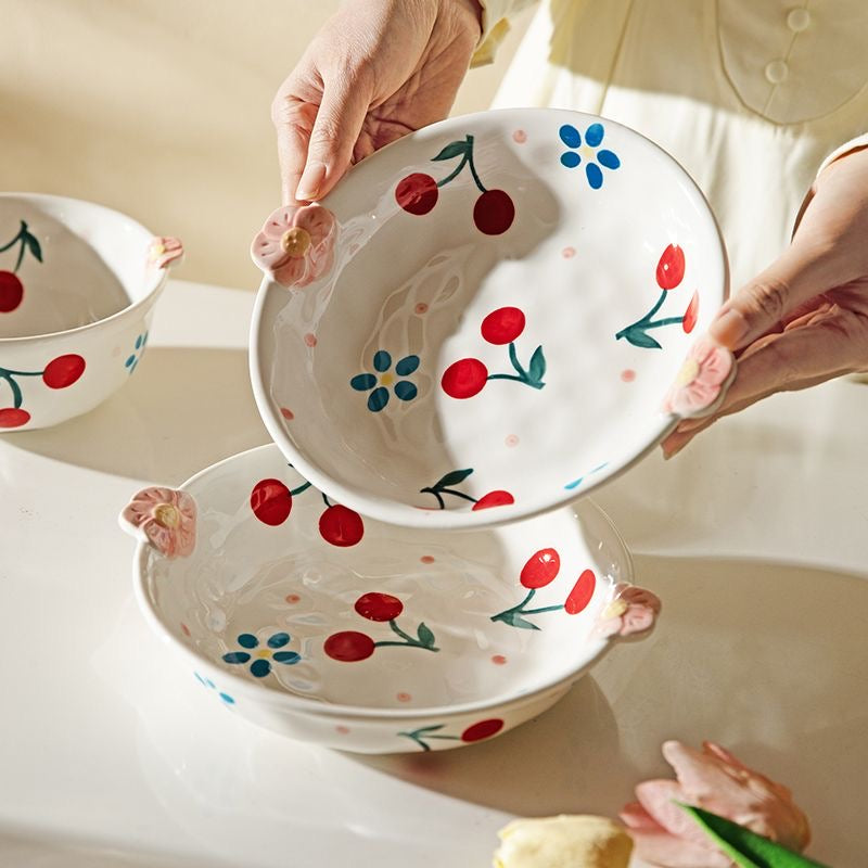 Piatto Dipinto a Mano Con Fiori e Ciliegie