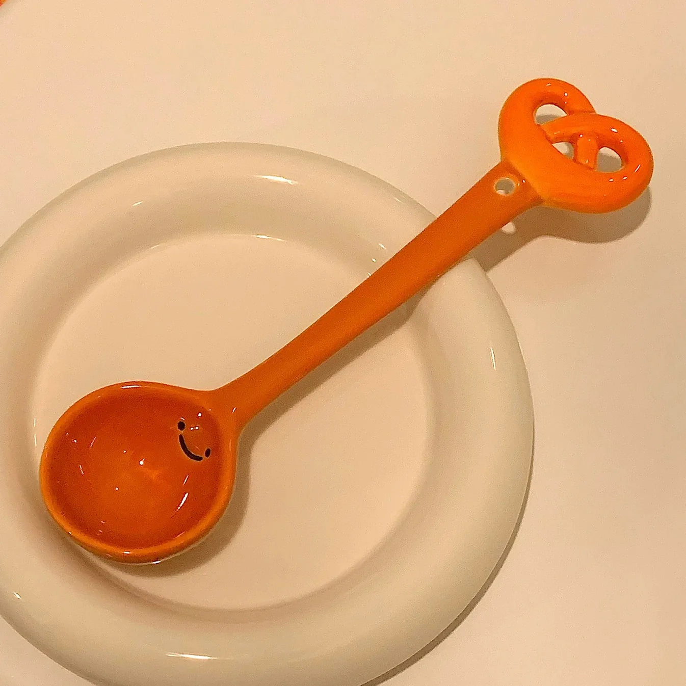 Cucchiaio in ceramica per pane sorridente | Design del pane 3D